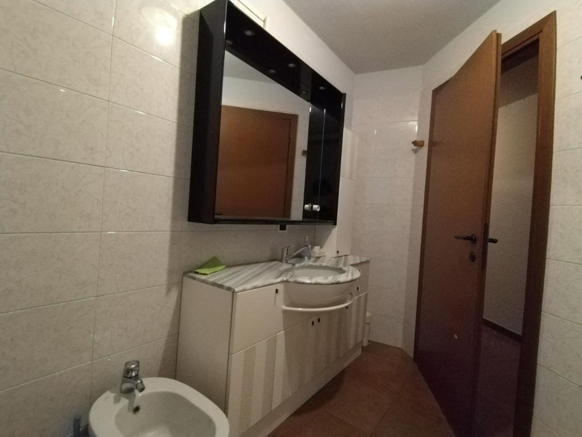 Bed & Breakfast Viadelgolf41 Carimate Exterior photo